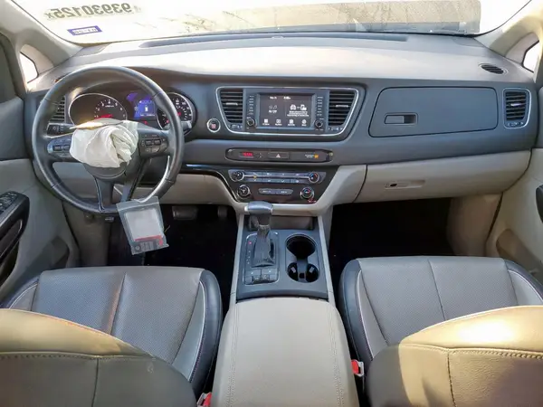 KNDMB5C15H6318248 2017 KIA SEDONA - Image 8