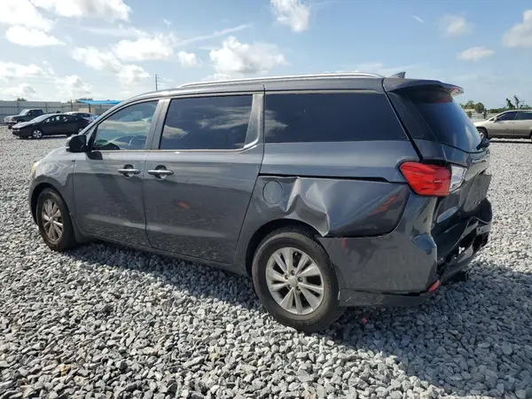 KNDMB5C15H6328147 2017 KIA SEDONA - Image 2