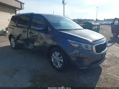 KNDMB5C15H6332831 2017 KIA SEDONA