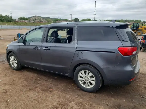 KNDMB5C15H6333039 2017 KIA SEDONA - Image 2