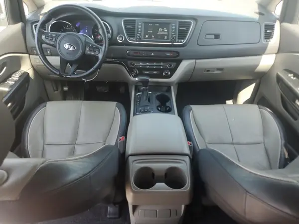 KNDMB5C15J6350817 2018 KIA SEDONA - Image 8
