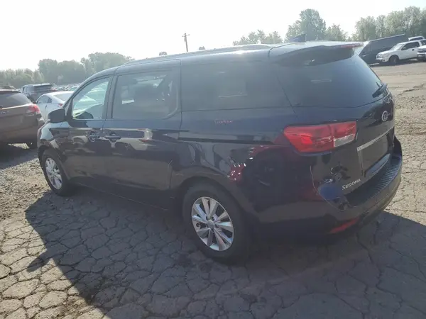 KNDMB5C15J6379153 2018 KIA SEDONA - Image 2