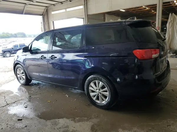 KNDMB5C15J6389357 2018 KIA SEDONA - Image 2