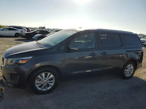 KNDMB5C15J6399922 2018 KIA SEDONA - Image 1