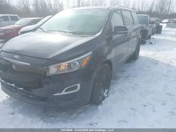 KNDMB5C15K6444827 2019 KIA SEDONA - Image 2