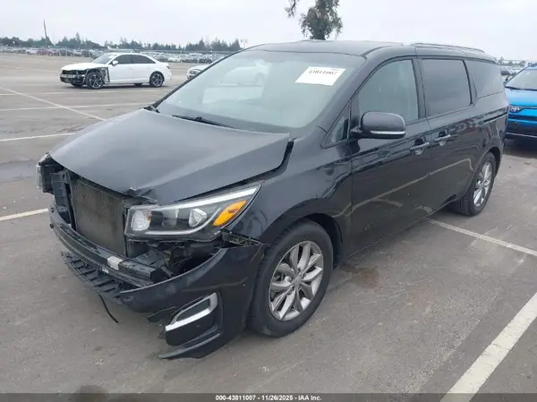 KNDMB5C15K6494353 2019 KIA SEDONA - Image 2