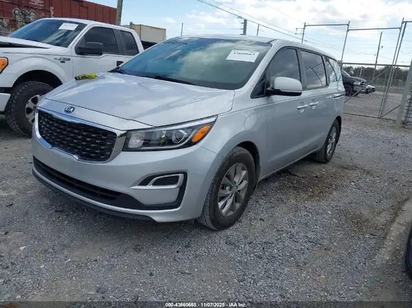KNDMB5C15K6509188 2019 KIA SEDONA - Image 2