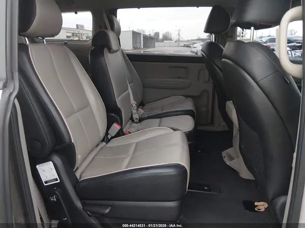 KNDMB5C15K6510518 2019 KIA SEDONA - Image 8