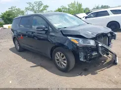 KNDMB5C15K6533488 2019 KIA SEDONA