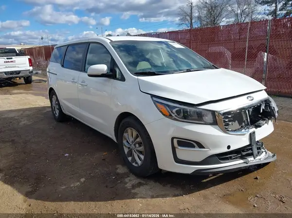 KNDMB5C15K6538755 2019 KIA SEDONA - Image 1