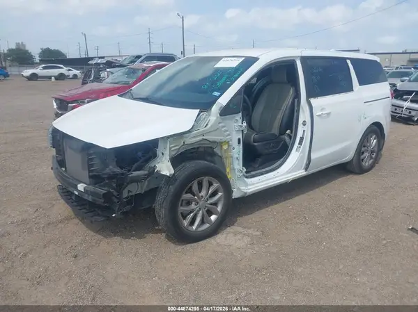 KNDMB5C15K6549416 2019 KIA SEDONA - Image 2