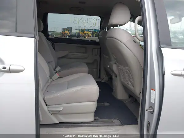 KNDMB5C15L6565195 2020 KIA SEDONA - Image 8