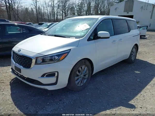 KNDMB5C15L6593787 2020 KIA SEDONA - Image 2