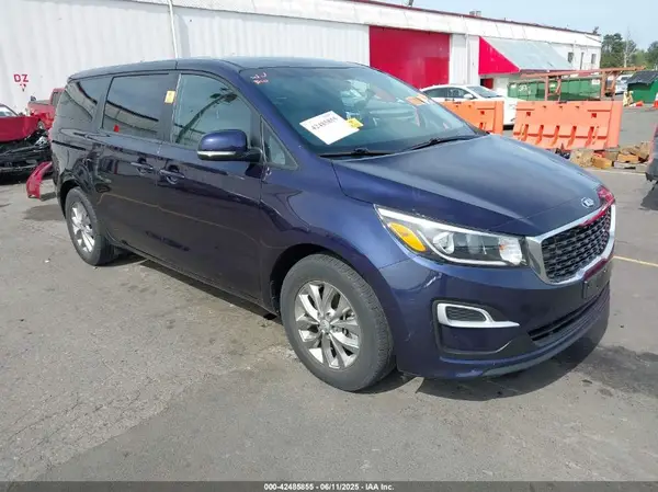 KNDMB5C15L6606098 2020 KIA SEDONA - Image 1
