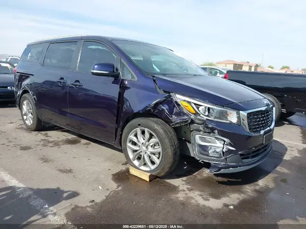 KNDMB5C15L6618736 2020 KIA SEDONA - Image 1