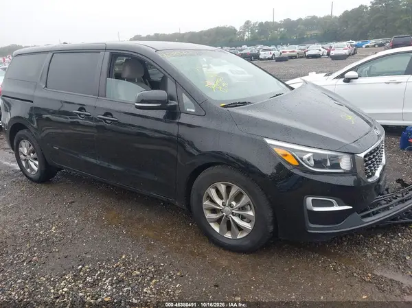 KNDMB5C15L6621362 2020 KIA SEDONA - Image 1