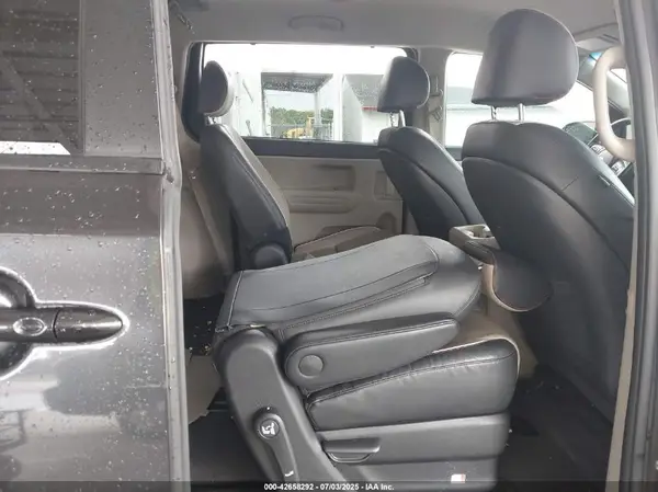 KNDMB5C15L6621796 2020 KIA SEDONA - Image 8