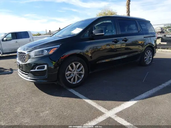 KNDMB5C15M6662365 2021 KIA SEDONA - Image 2