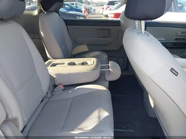 KNDMB5C15M6667680 2021 KIA SEDONA - Image 8