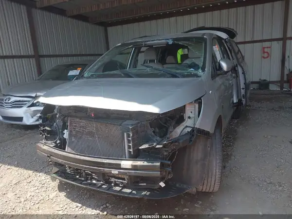 KNDMB5C15M6670174 2021 KIA SEDONA - Image 2