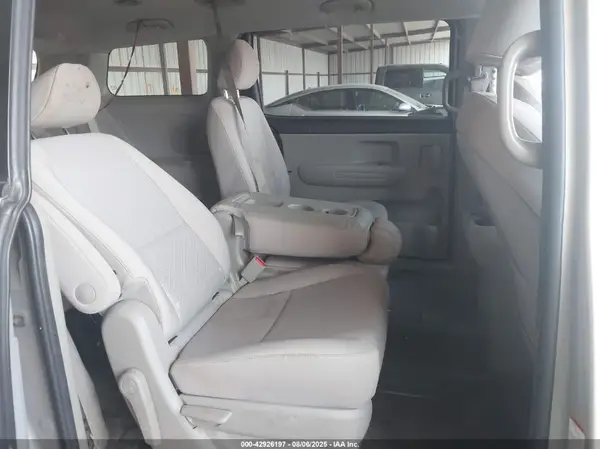 KNDMB5C15M6670174 2021 KIA SEDONA - Image 8