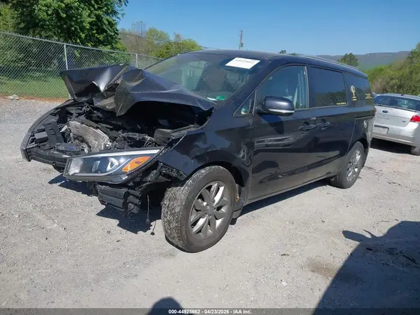 KNDMB5C15M6671051 2021 KIA SEDONA - Image 2