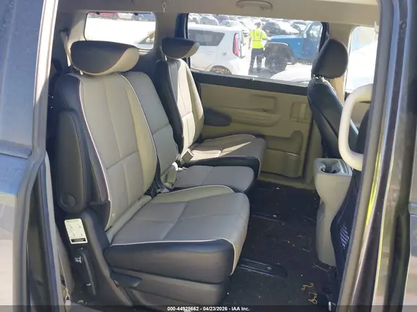 KNDMB5C15M6671051 2021 KIA SEDONA - Image 8