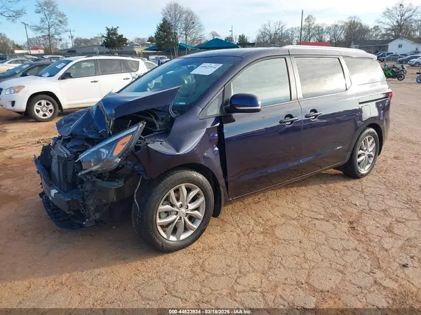 KNDMB5C15M6671504 2021 KIA SEDONA - Image 2