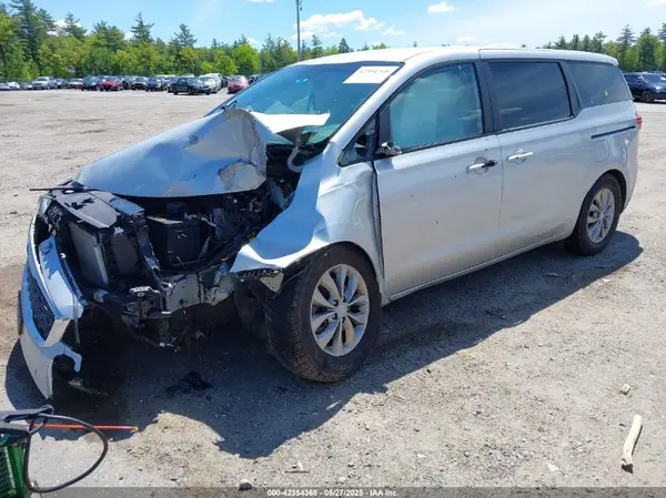 KNDMB5C15M6675164 2021 KIA SEDONA - Image 2