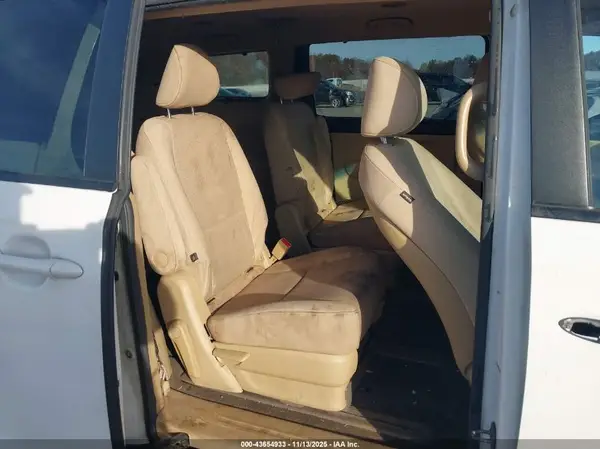 KNDMB5C16G6084832 2016 KIA SEDONA - Image 8