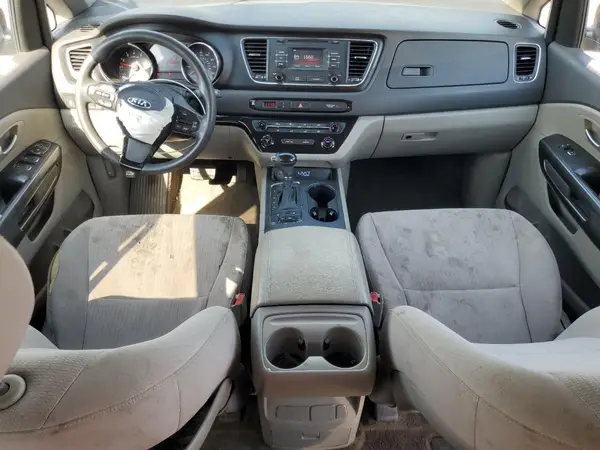 KNDMB5C16G6085821 2016 KIA SEDONA - Image 8