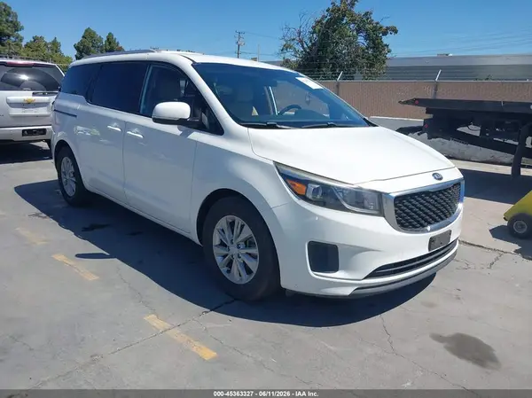 KNDMB5C16G6087410 2016 KIA SEDONA - Image 1