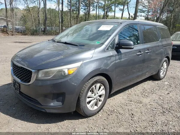 KNDMB5C16G6095412 2016 KIA SEDONA - Image 2