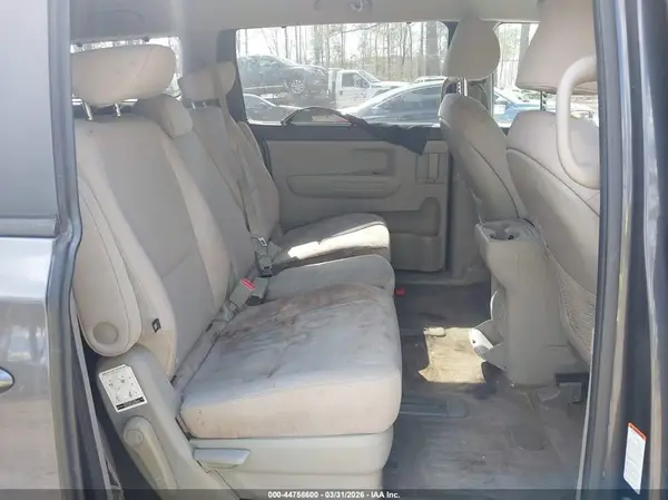 KNDMB5C16G6095412 2016 KIA SEDONA - Image 8