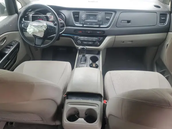 KNDMB5C16G6101029 2016 KIA SEDONA - Image 8