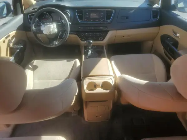 KNDMB5C16G6101533 2016 KIA SEDONA - Image 8