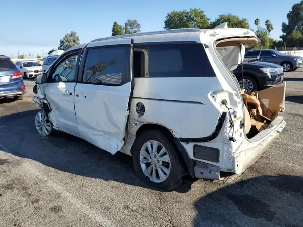 KNDMB5C16G6116775 2016 KIA SEDONA - Image 2