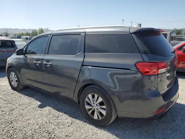 KNDMB5C16G6121040 2016 KIA SEDONA - Image 2