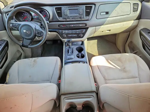 KNDMB5C16G6128053 2016 KIA SEDONA - Image 8