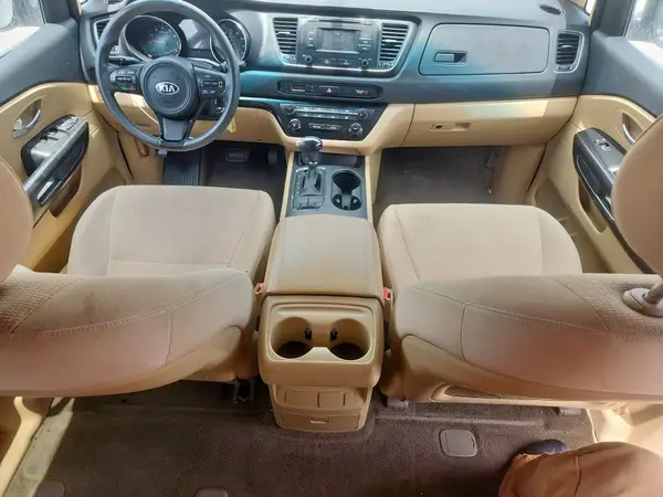 KNDMB5C16G6145547 2016 KIA SEDONA - Image 8