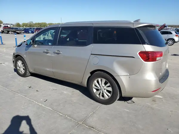 KNDMB5C16G6145807 2016 KIA SEDONA - Image 2