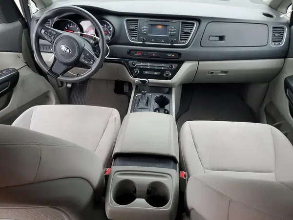 KNDMB5C16G6146083 2016 KIA SEDONA - Image 8