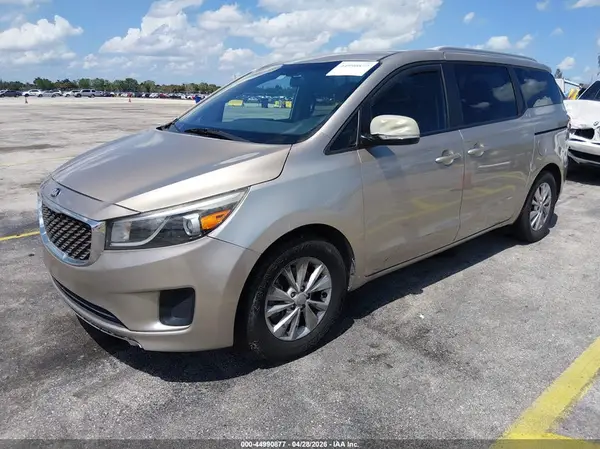 KNDMB5C16G6149193 2016 KIA SEDONA - Image 2