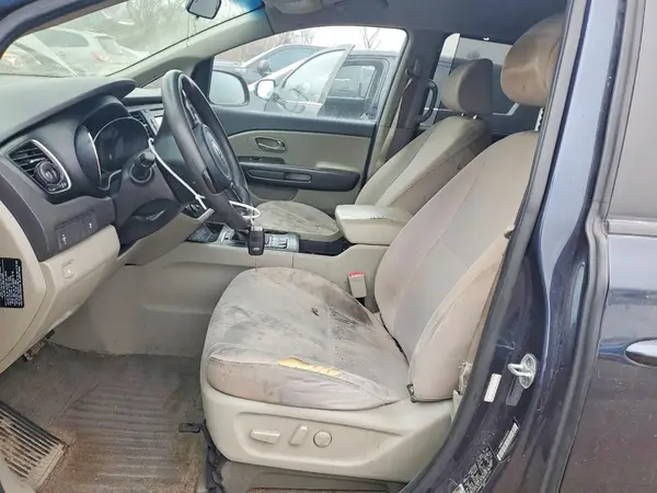 KNDMB5C16G6161733 2016 KIA SEDONA - Image 8