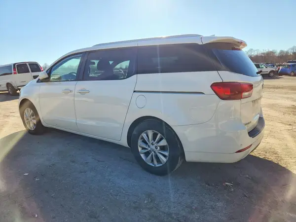 KNDMB5C16G6164423 2016 KIA SEDONA - Image 2