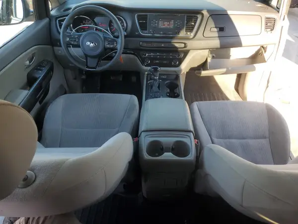 KNDMB5C16G6174188 2016 KIA SEDONA - Image 8