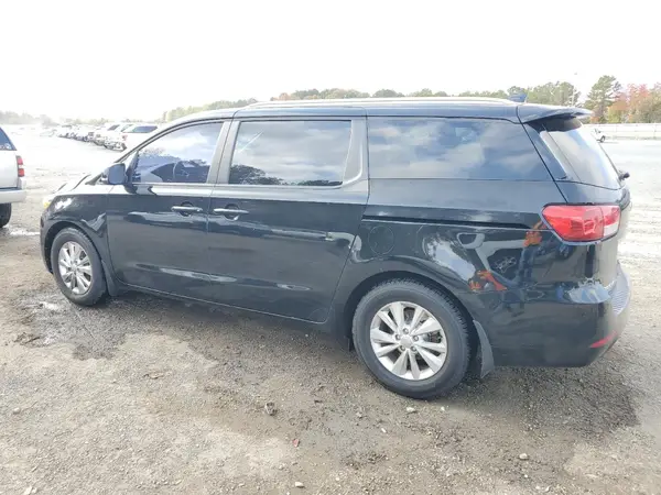 KNDMB5C16G6186485 2016 KIA SEDONA - Image 2