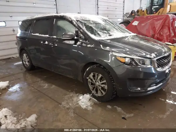 KNDMB5C16G6189533 2016 KIA SEDONA - Image 1
