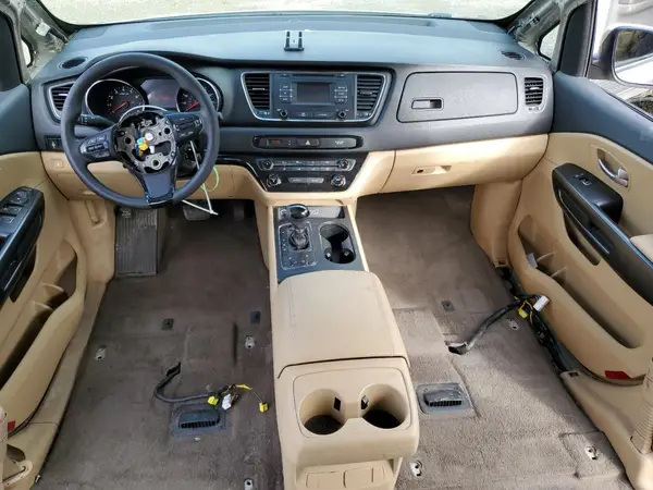 KNDMB5C16G6196952 2016 KIA SEDONA - Image 8