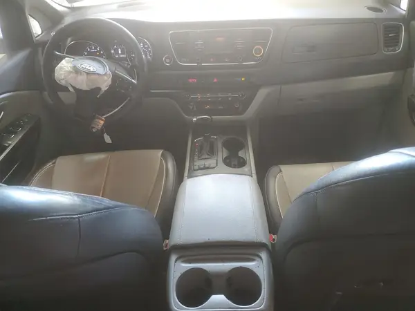 KNDMB5C16G6209795 2016 KIA SEDONA - Image 8